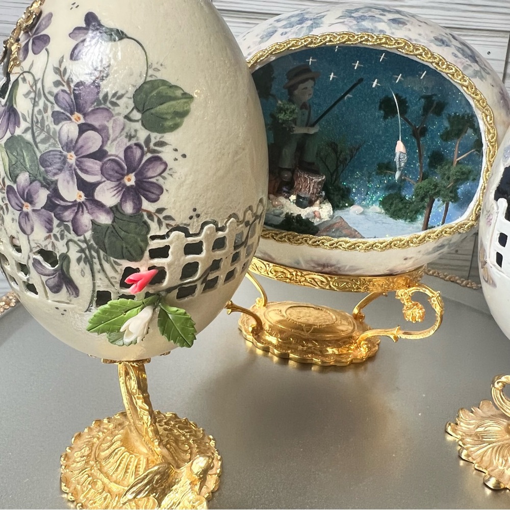 Vintage 3 Easter Egg Carving 3D Victorian Ceramic Faux Gold Stand Floral display - Picture 12 of 17